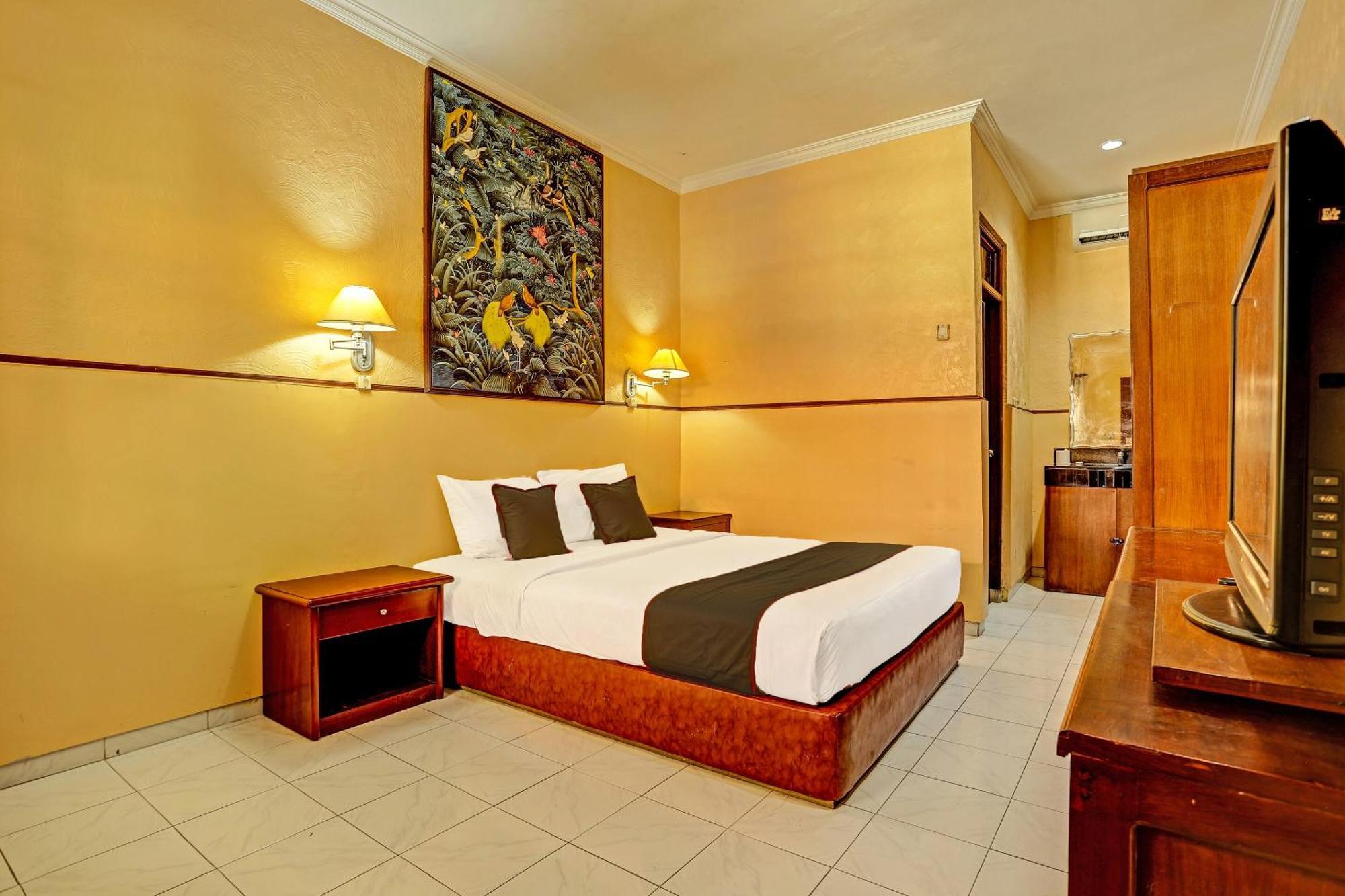 Collection O 91081 New Arena Hotel Kuta  Exterior photo